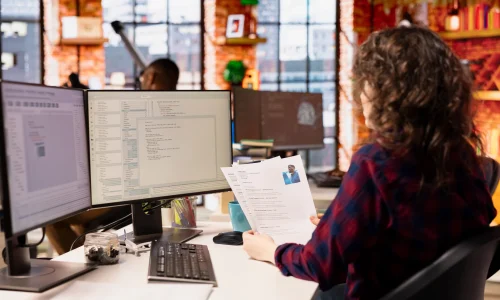 Automating Employee Document Extraction from HR & Payroll Management Portals Automating Employee Document Extraction from HR & Payroll Management Portals